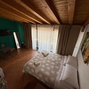 Bed & Breakfast San Barnaba, CTA