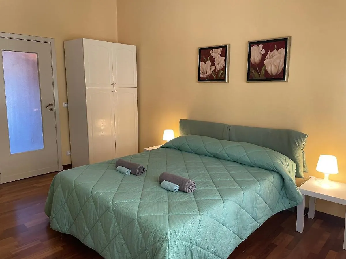 Etnika Home Catania 0*,  Italy
